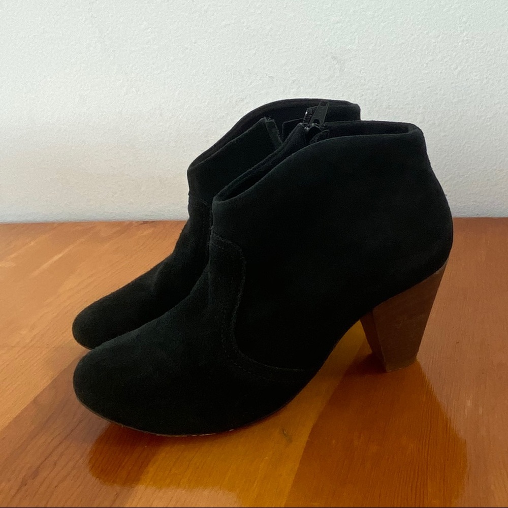 Steve Madden 'Pita' Black Suede Booties